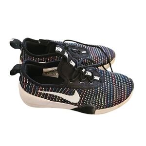 Nike big girl sz 4 black rainbow athletic shoes